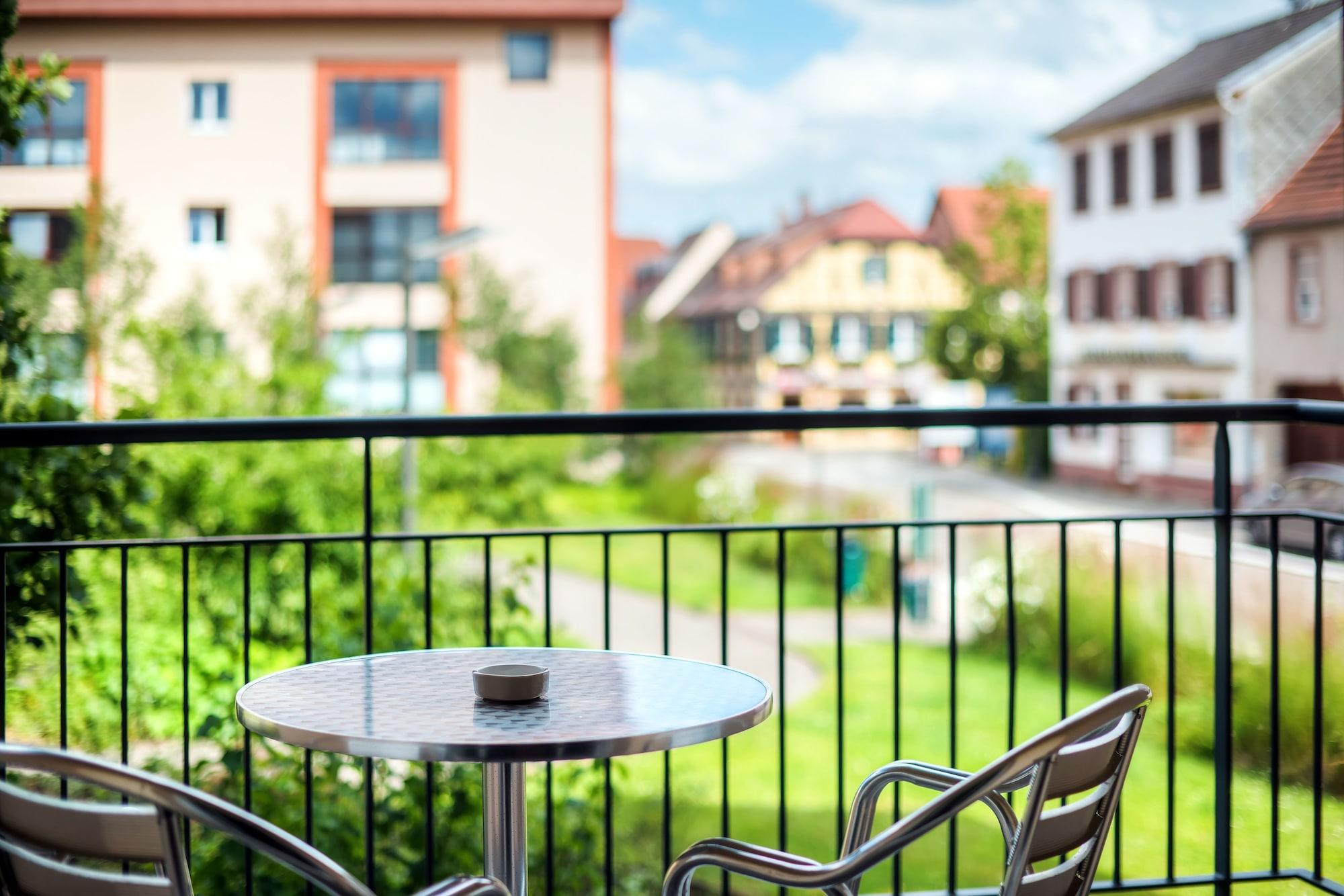 Comfort Aparthotel Mutzig Portes D'Alsace Exterior foto