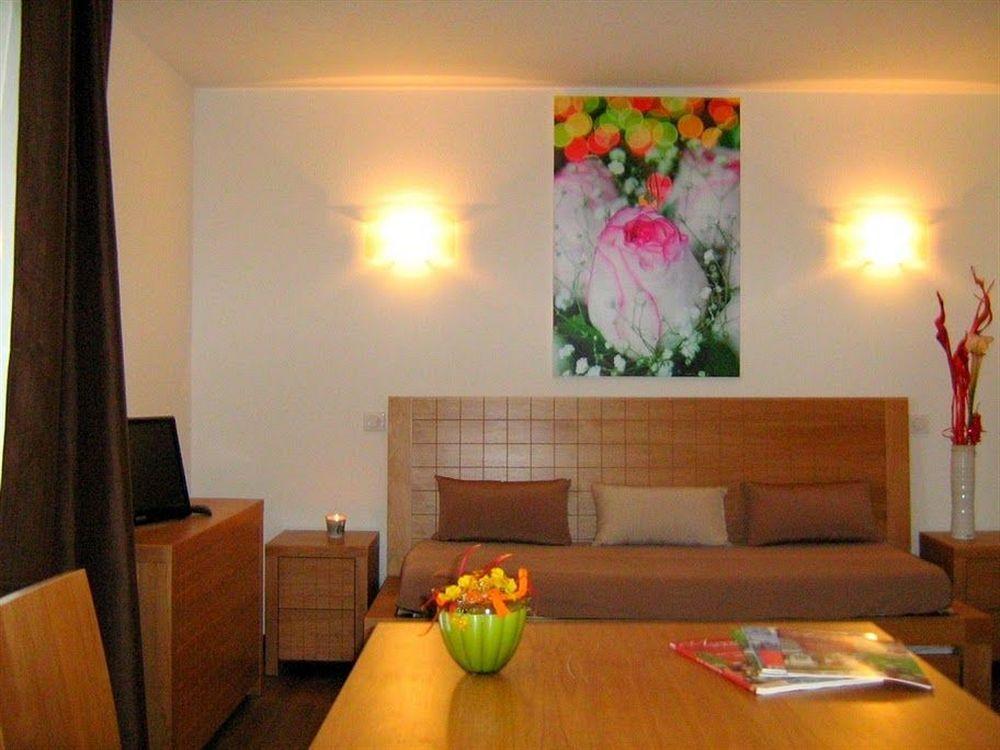 Comfort Aparthotel Mutzig Portes D'Alsace Exterior foto