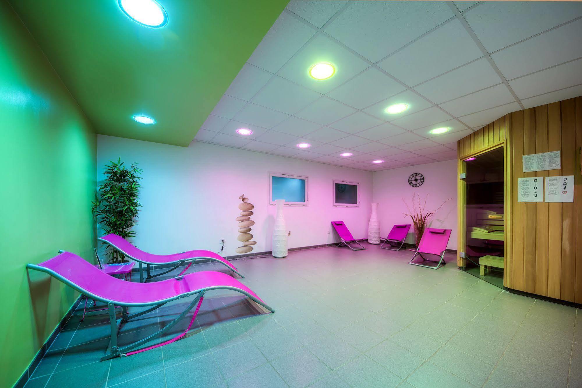 Comfort Aparthotel Mutzig Portes D'Alsace Exterior foto