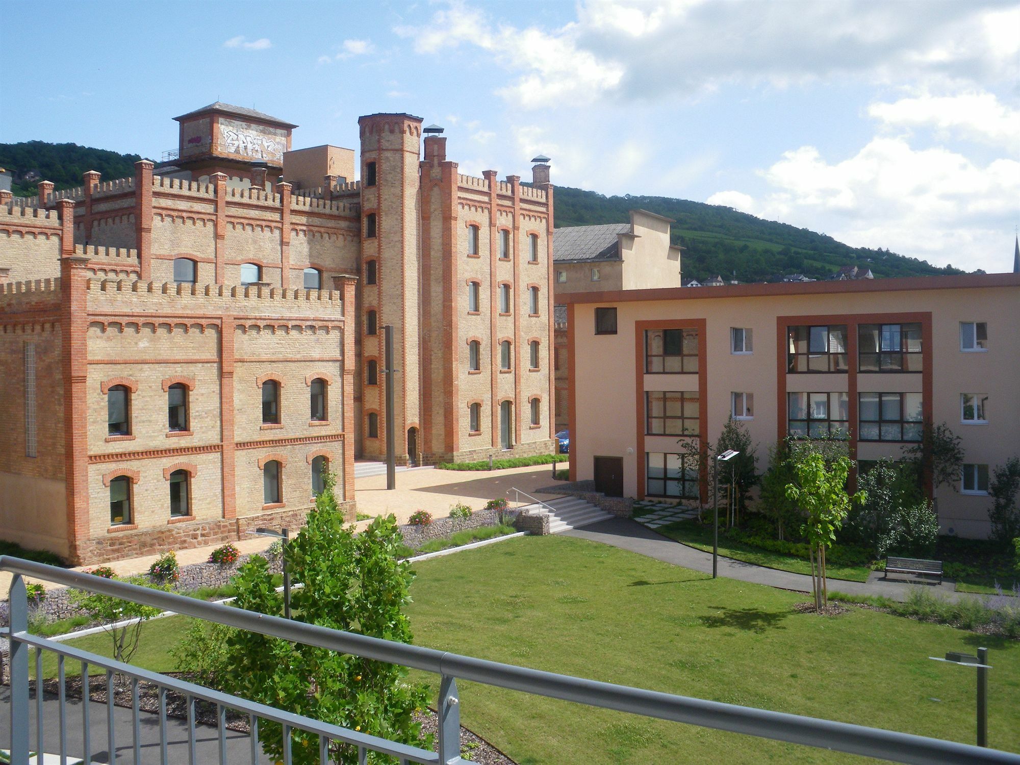 Comfort Aparthotel Mutzig Portes D'Alsace Exterior foto