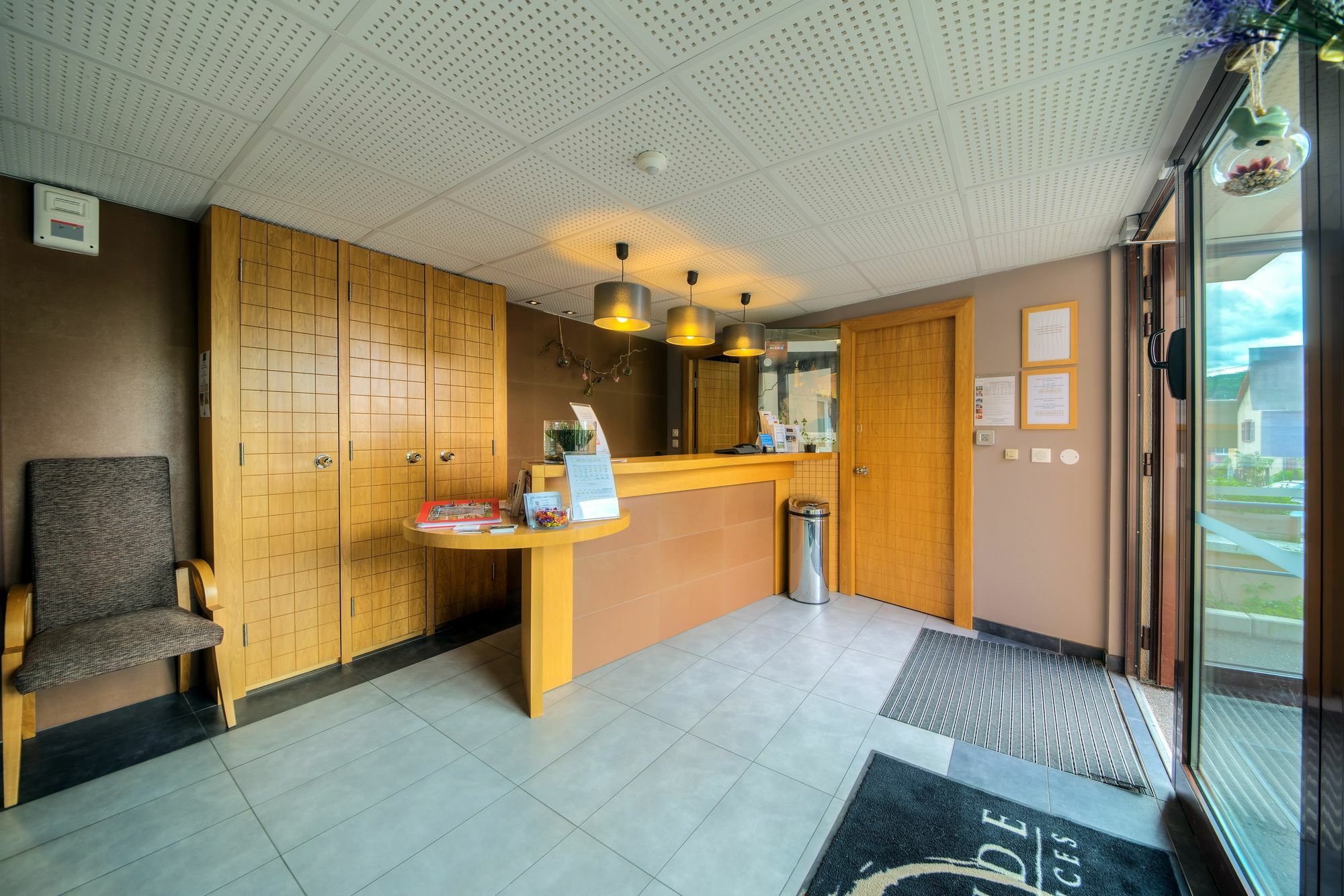 Comfort Aparthotel Mutzig Portes D'Alsace Exterior foto